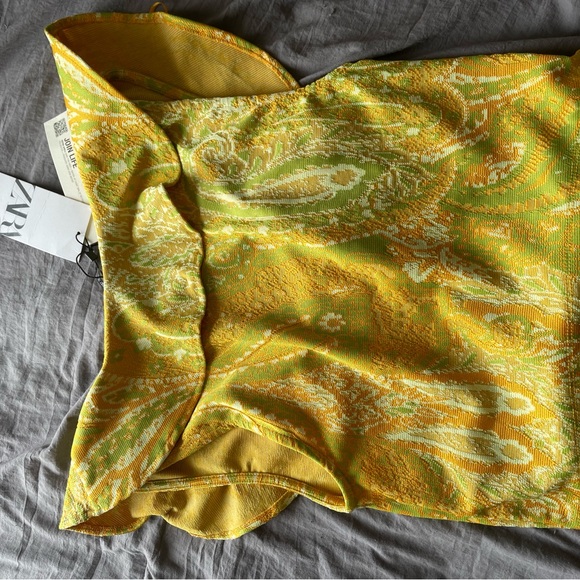 Zara Yellow Patterned Women's Top - Picture 3 of 4